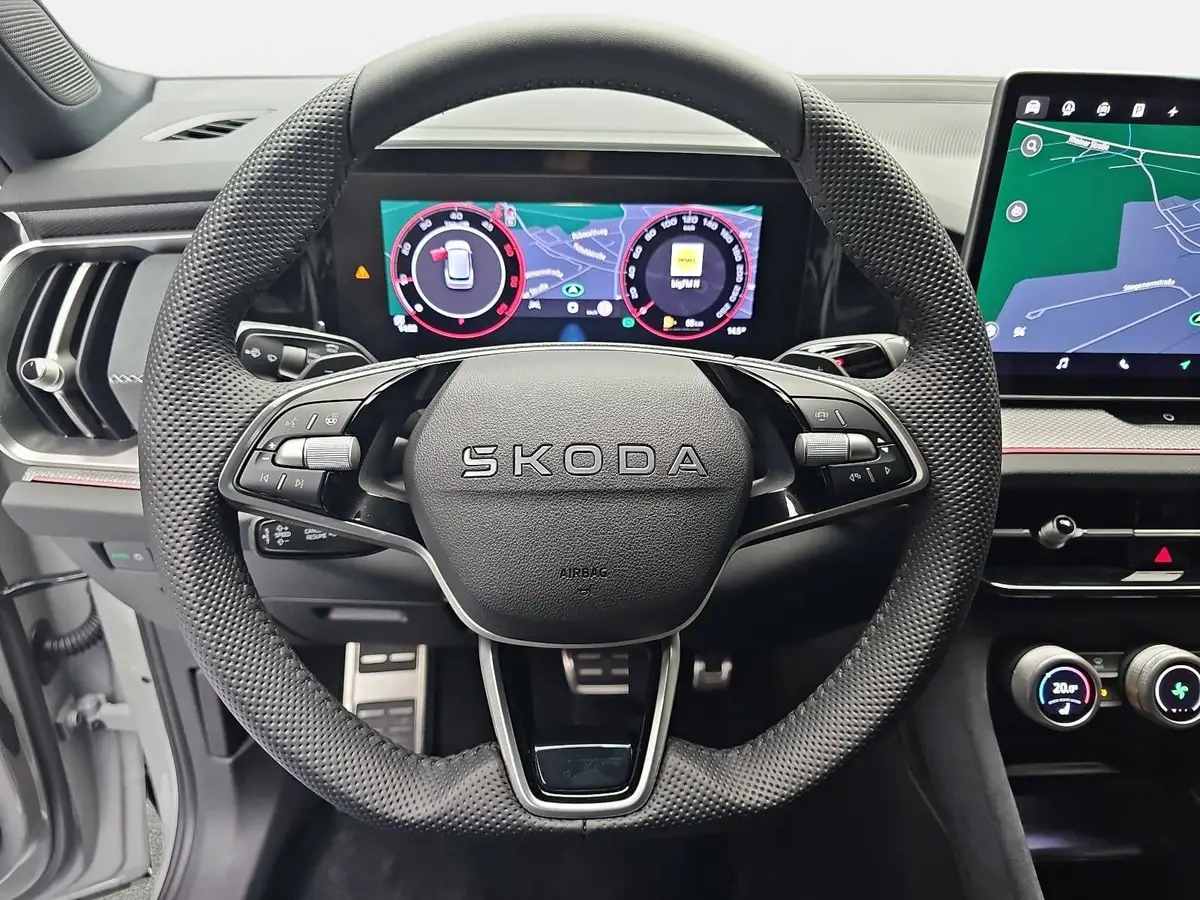 SKODA KODIAQ 2.0 TDI DSG SPORTLINE 4X4 PANO AHK