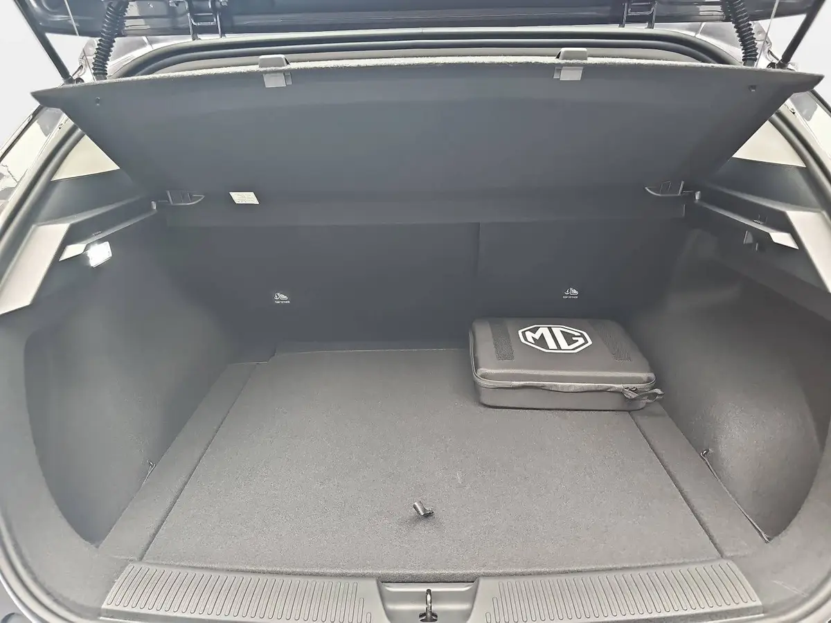 MG MG4 EV 77 KWH MY26 PREMIUM