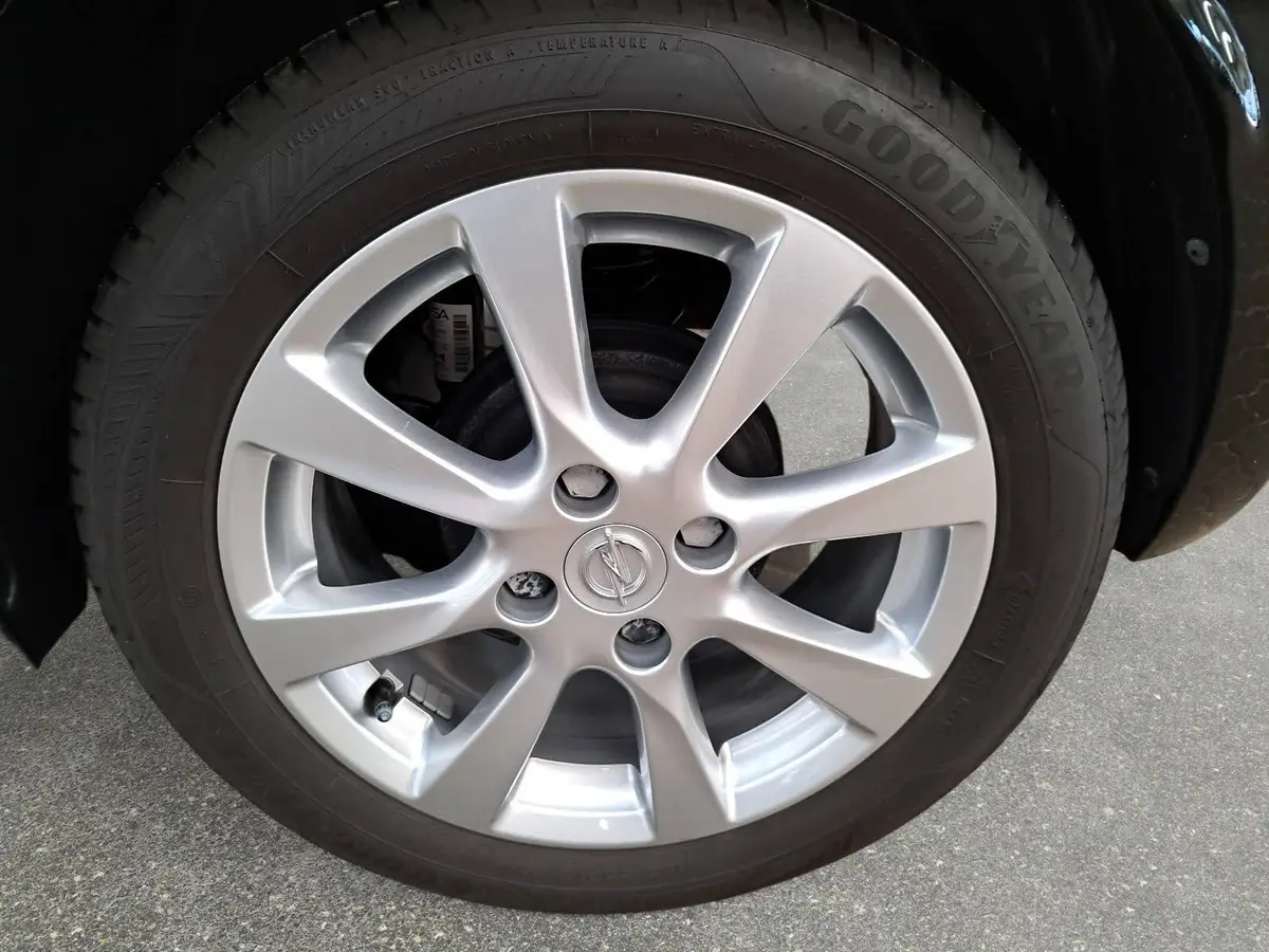 OPEL CORSA 1.2 EDITION TEMPO WINTER DAB