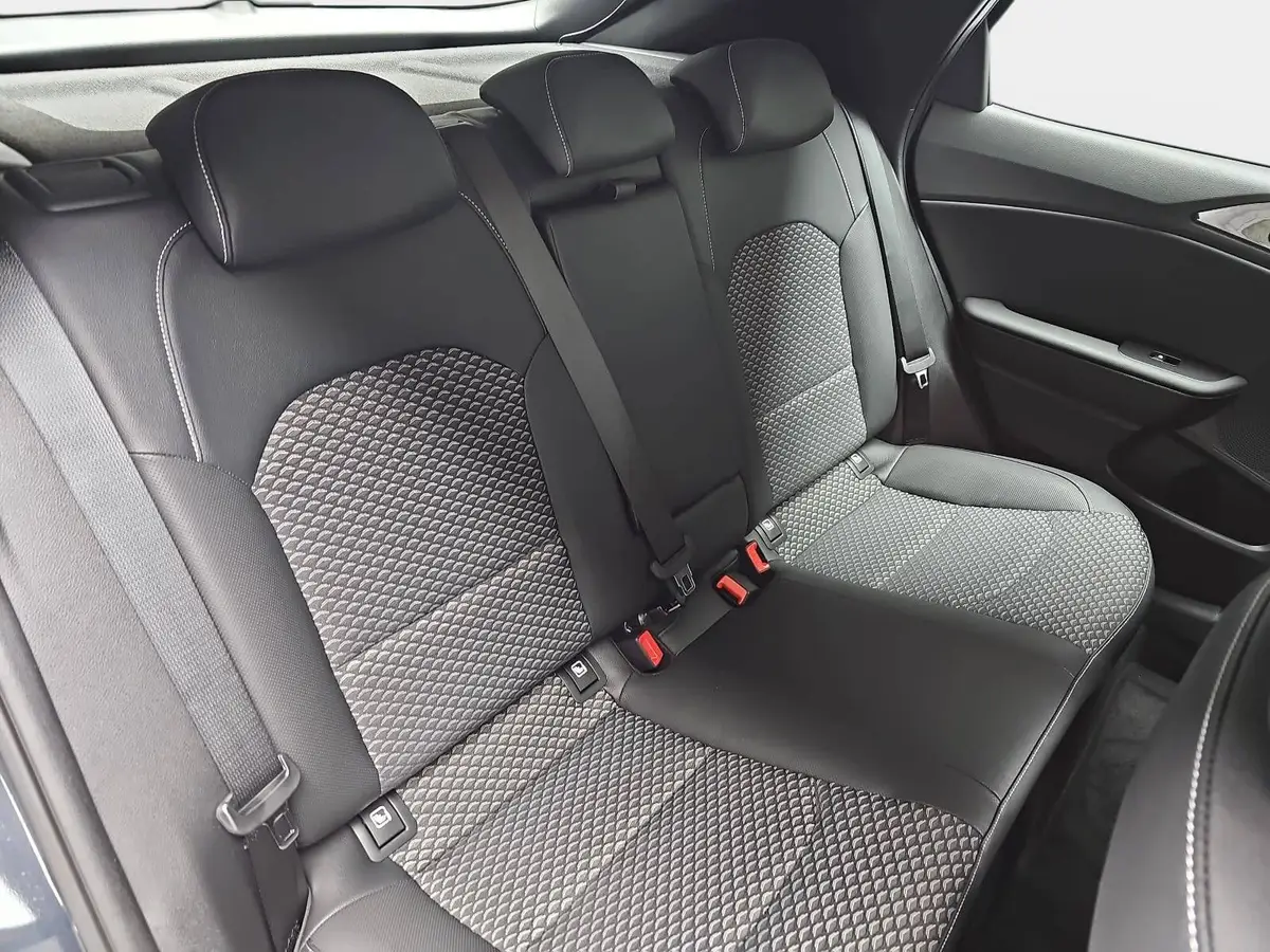 KIA XCEED 1.6 T-GDI 150 DCT VISION MJ26 KOMFORT+