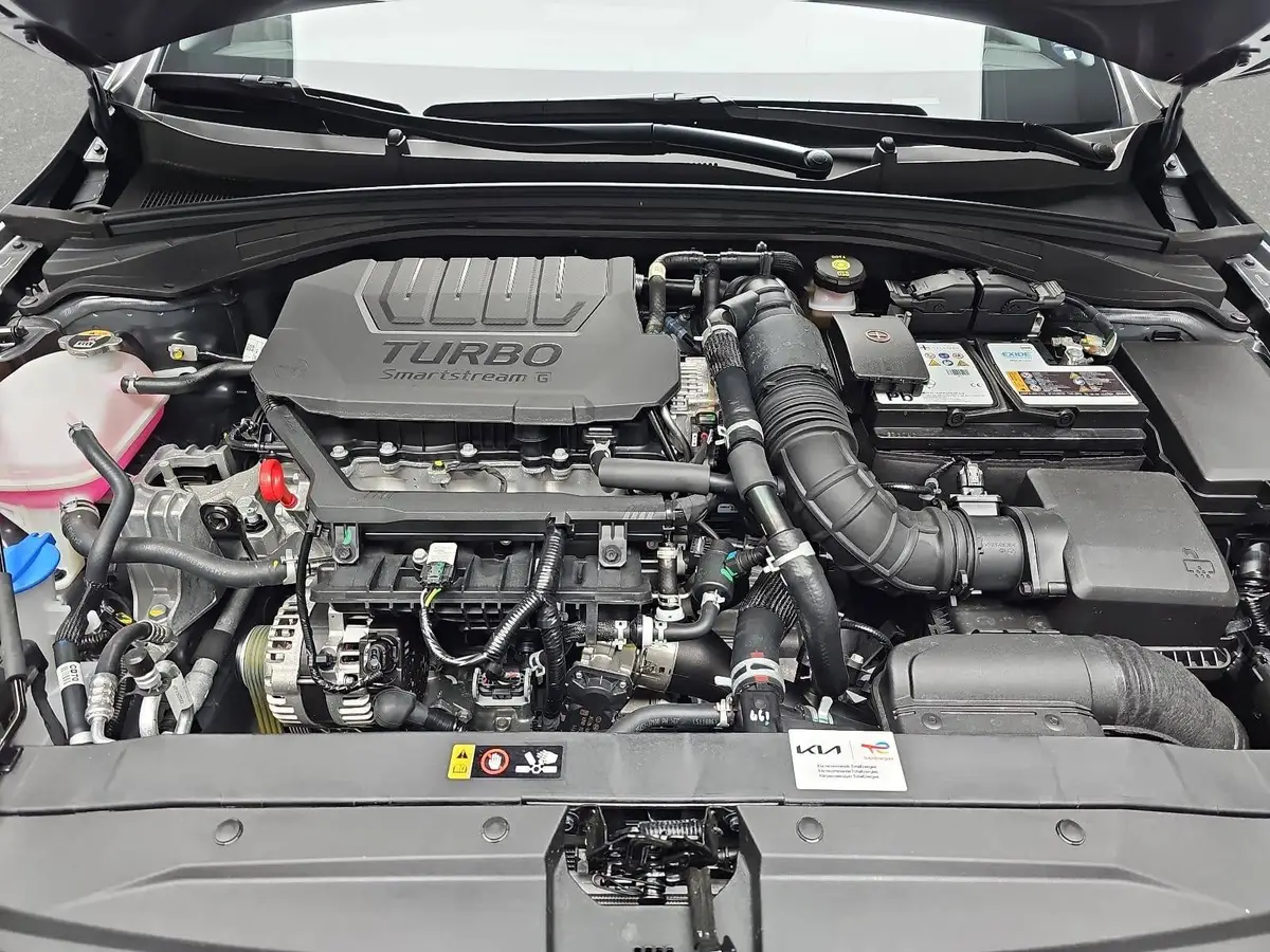 KIA CEED SW 1.5 T-GDI DCT7 GT-LINE TECHNOLOGIE LEDER GLASDACH PERFORMANCE