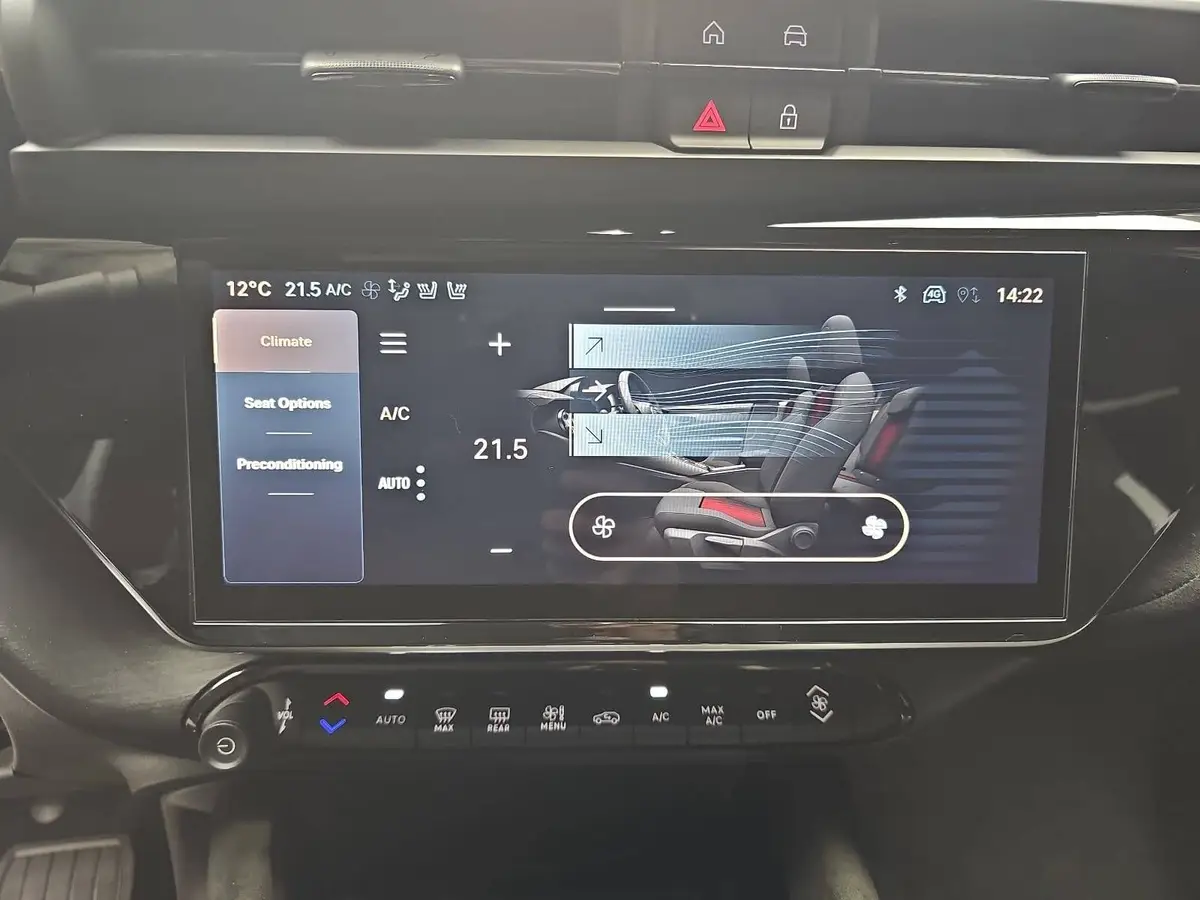 ALFA ROMEO JUNIOR ELETTRICA 54 KWH FÖRDERFÄHIG SPORT SPECIALE