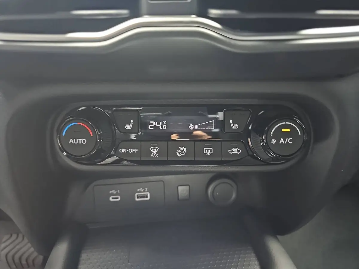 NISSAN JUKE 1.6 HYBRID AUTO. N-CONNECTA WINTER