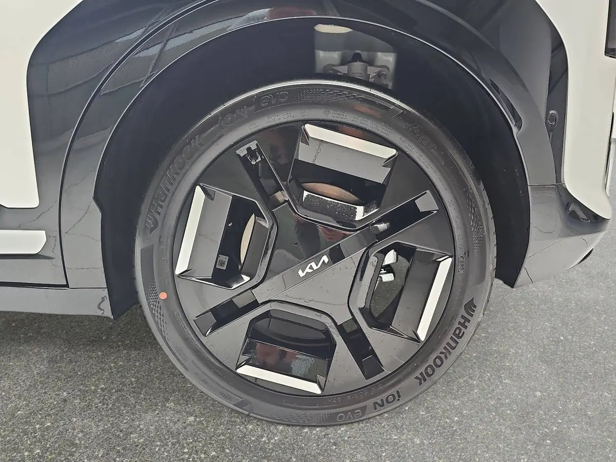 KIA EV3 81.4 KWH GT-LINE MJ27 DRIVEWISE-PARK-PRO KOMFORT GLASDACH