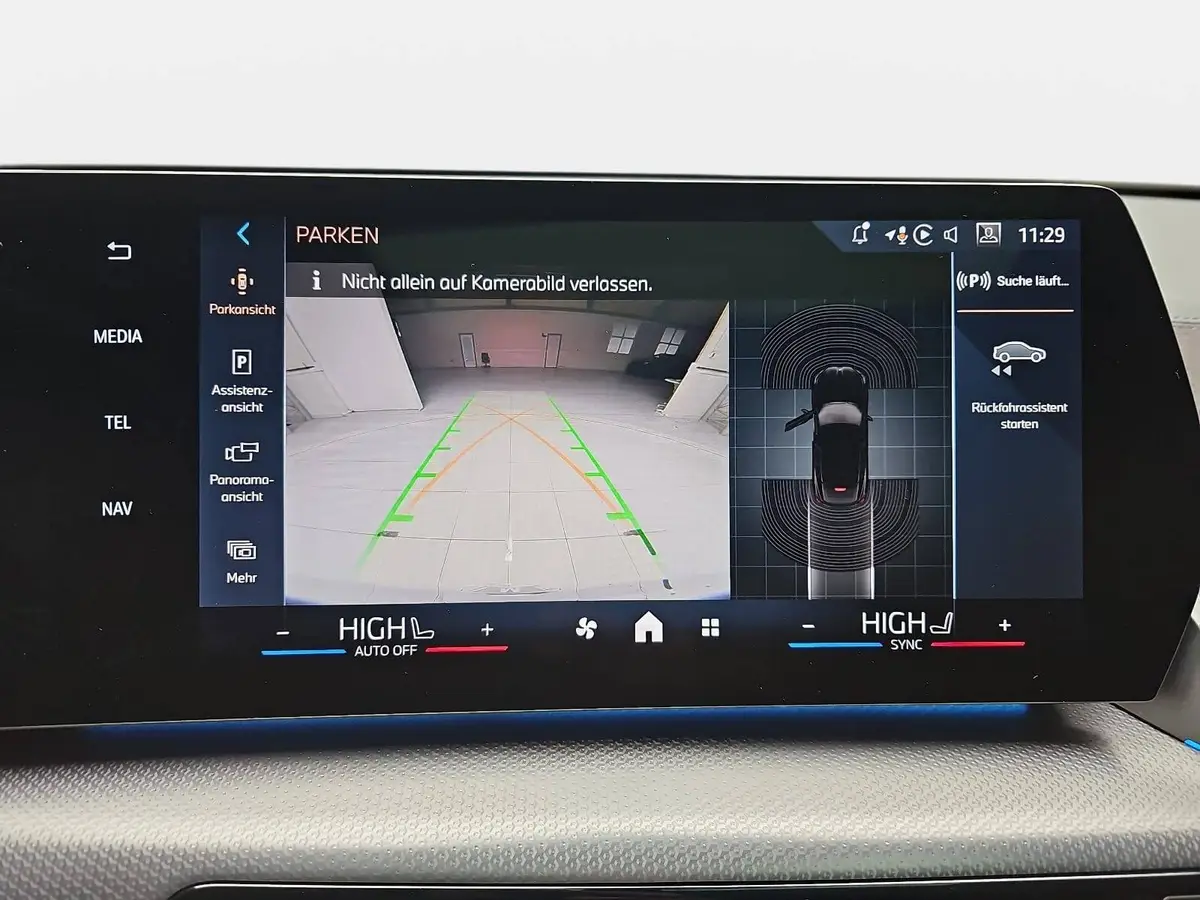 BMW X2 SDRIVE 18D AUTO. M SPORT NAVI LED ACC PANO KAMERA 