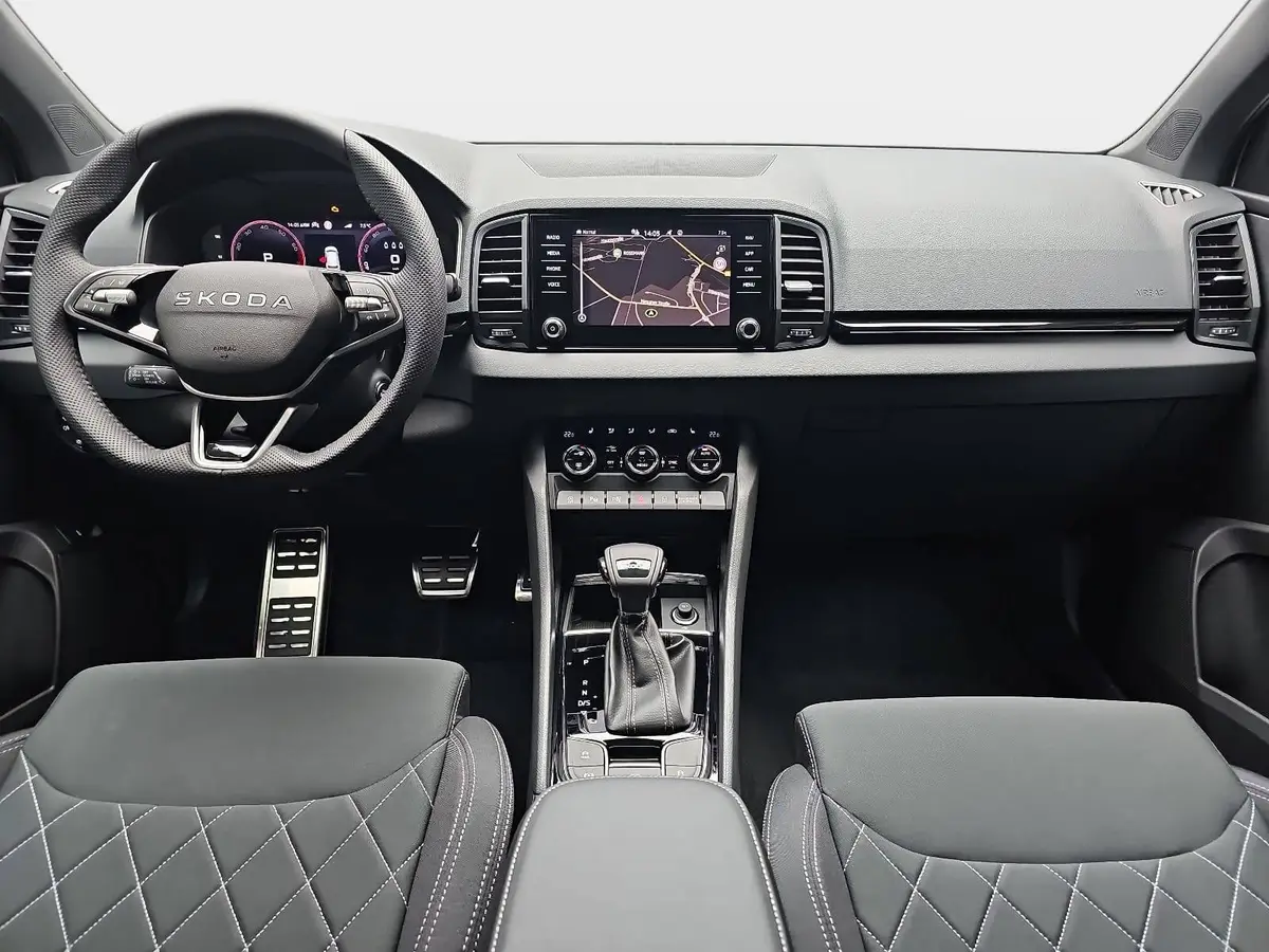 SKODA KAROQ 1.5 TSI DSG SPORTLINE NAVI LED-MATRIX PANO CANTON