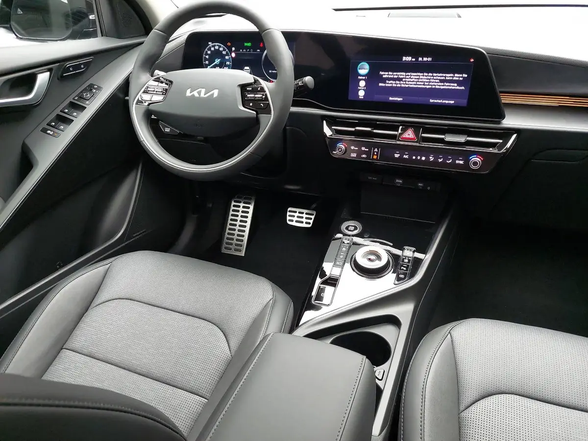 KIA NIRO 1.6 GDI PLUG-IN-HYBRID DCT SPIRIT TECHNOLOGIE RELAX GLASDACH