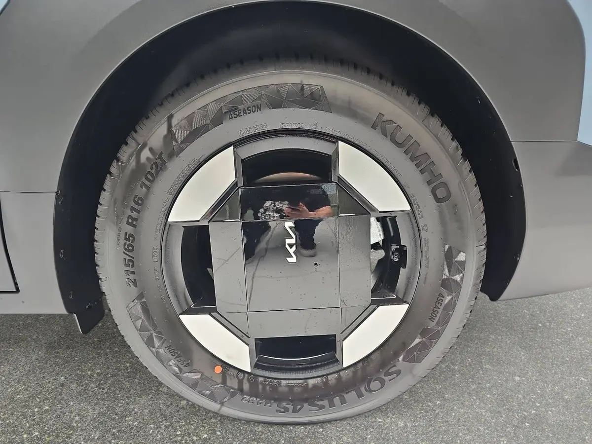 KIA PV5 PASSENGER 71.2 KWH ELITE MJ26 WP SMART-PAKET POWER-PAKET COMFORT-PAKET ALLWETTER