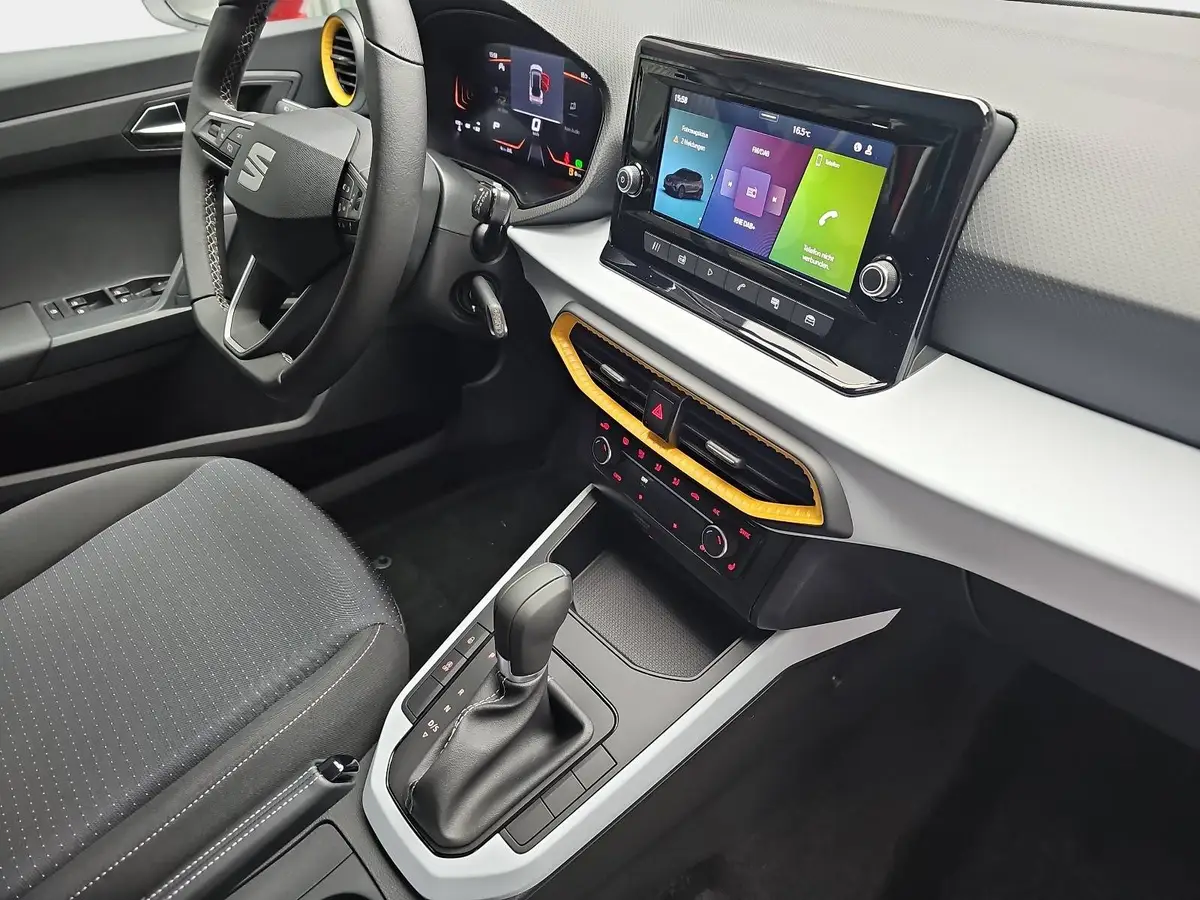 SEAT ARONA 1.0 TSI DSG STYLE LED KLIMAAUTO SMARTLINK PDC LM16