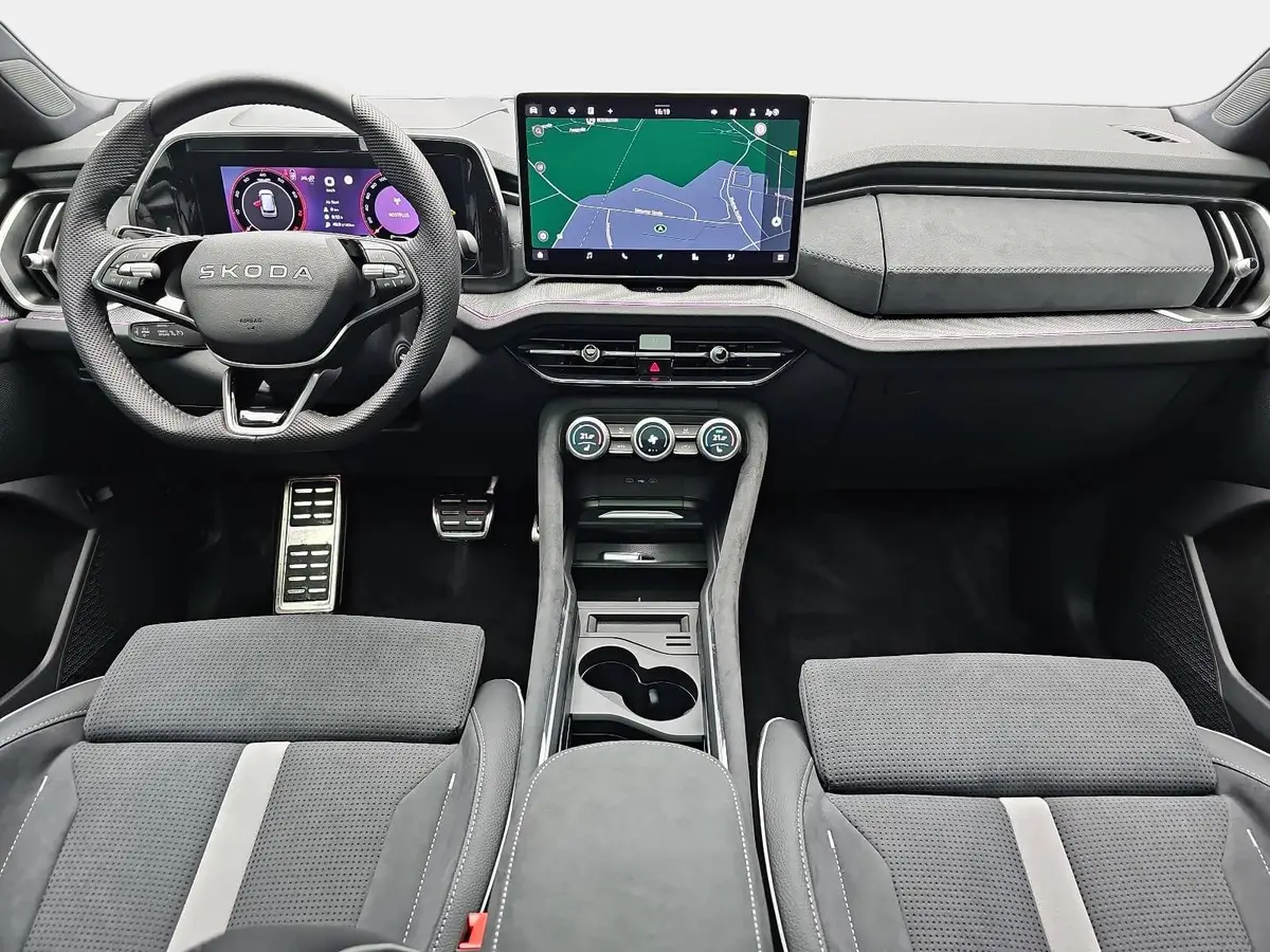 SKODA KODIAQ 1.5 DSG SPORTLINE NAVI LED ACC WINTER KAMERA AHK L