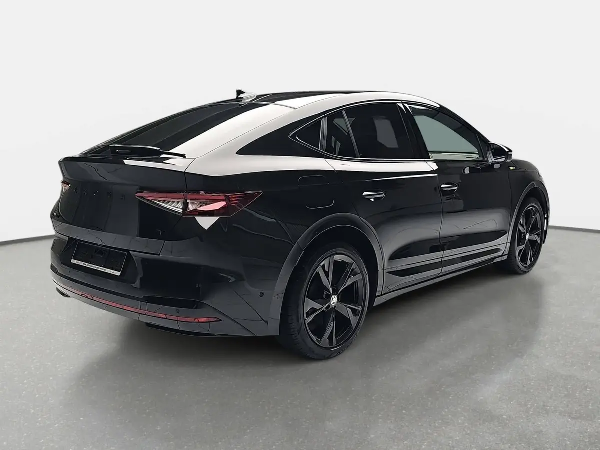 SKODA ENYAQ COUPÉRS SUITE 77KWH MATRIX DCC LM20