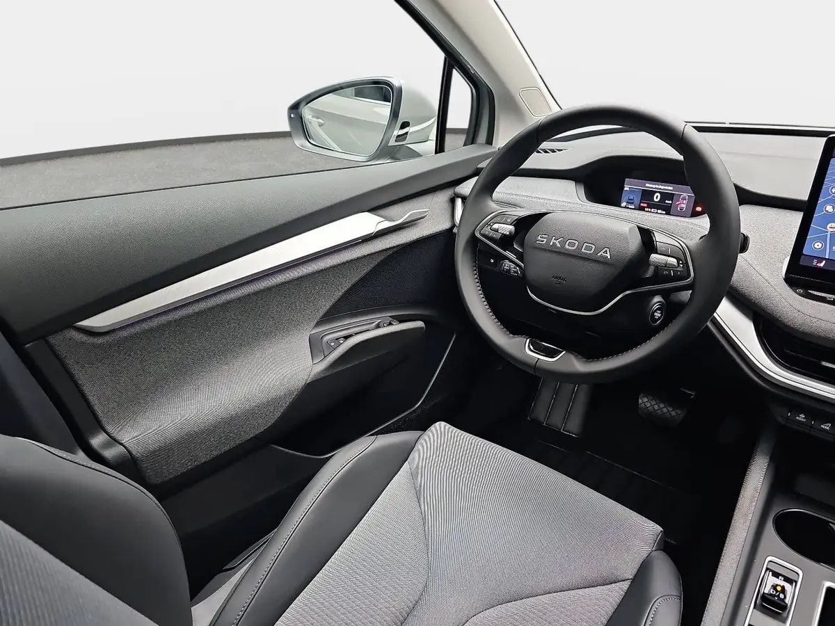 SKODA ENYAQ COUPE 85 SELECTION 82KWH AHK PANO