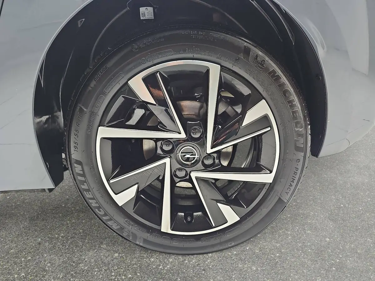 OPEL CORSA 1.2 HYBRID GS LED KOMFORT-PAKET
