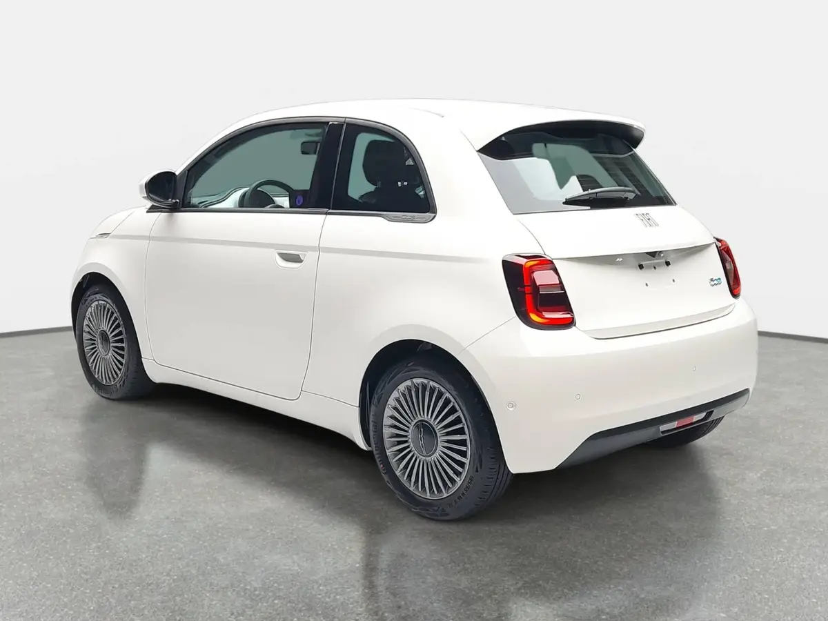 FIAT 500 ELEKTRO 42 KWH KOMFORT PAKET, 16 ZOLL LM FELGEN