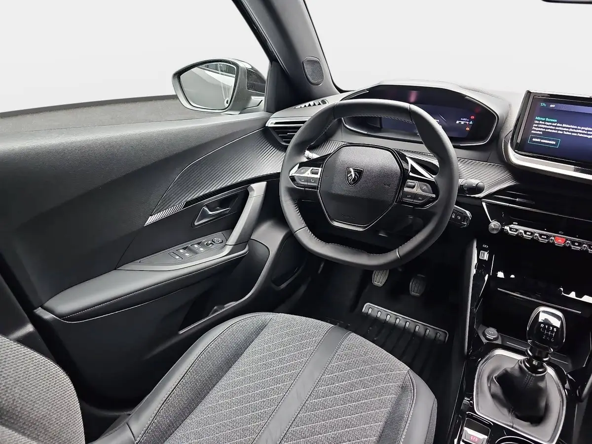 PEUGEOT 2008 1.2 PURETECH 100 ALLURE LED LM17