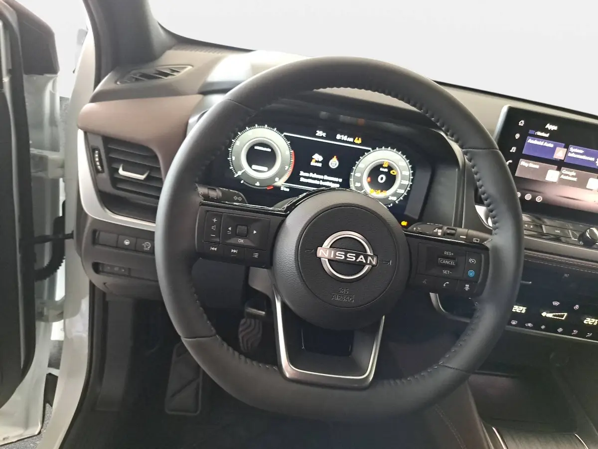 NISSAN QASHQAI 1.3 DIG-T MHEV TEKNA PANORAMA 2-FARBEN