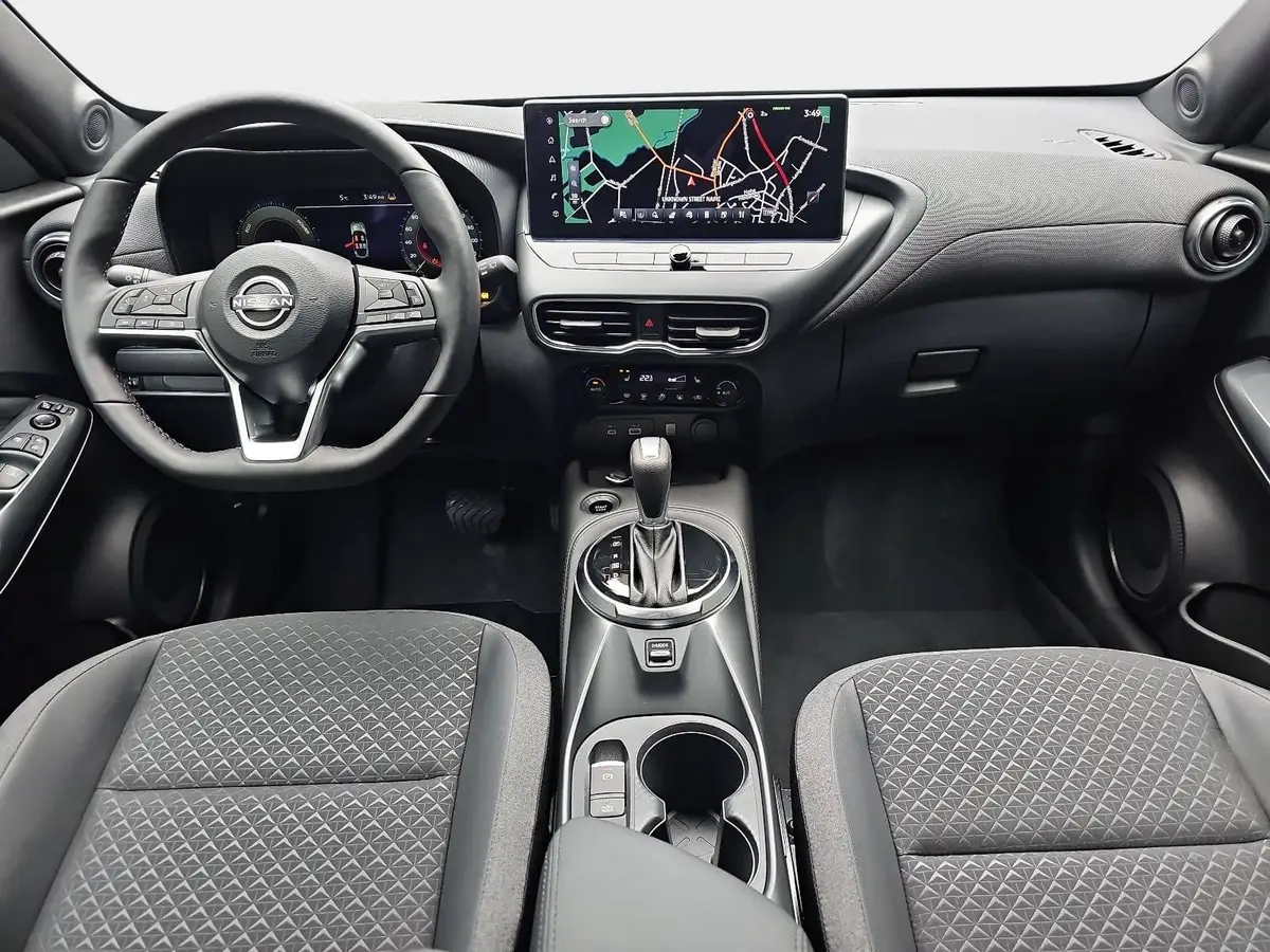 NISSAN JUKE 1.6 HYBRID AUTO. N-CONNECTA WINTER FRONTSCHEIBENHEIZUNG