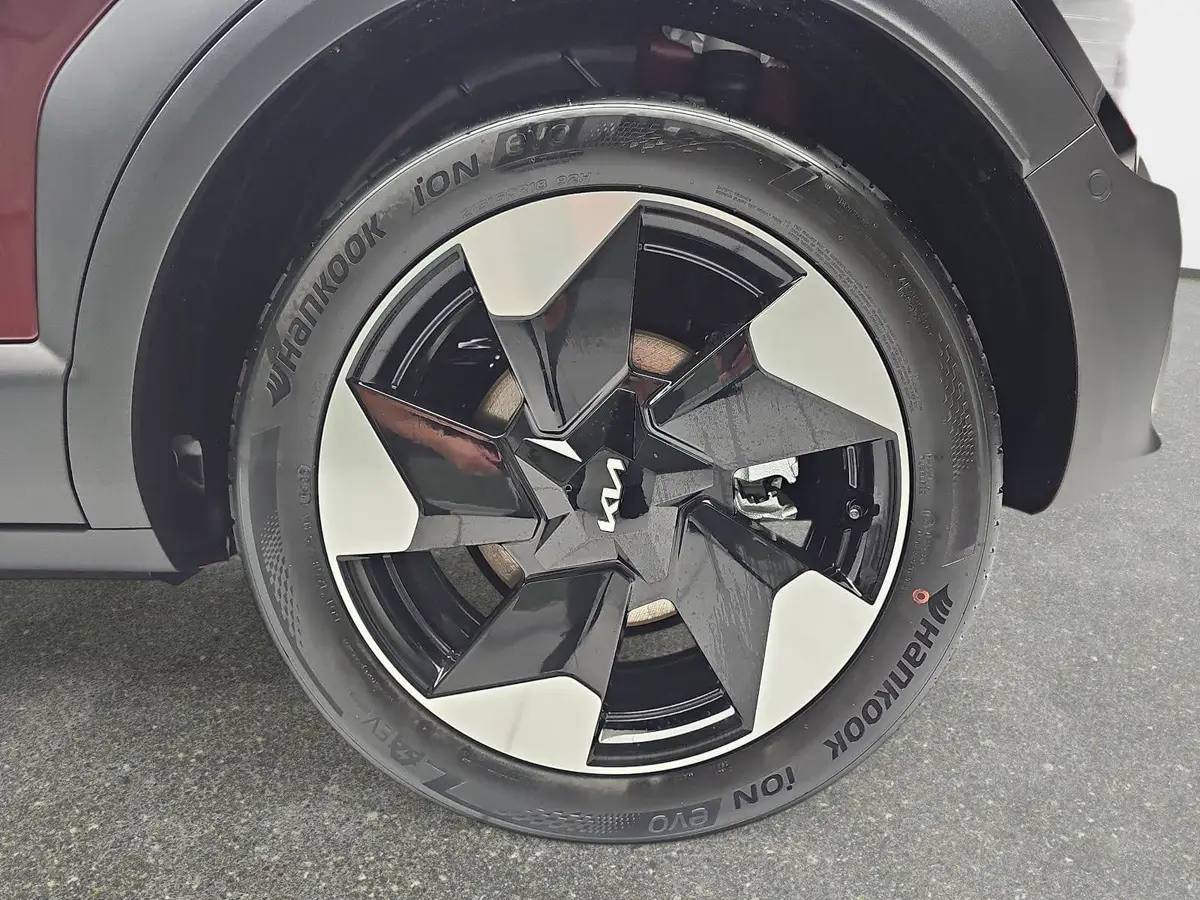KIA EV2 61.0 KWH EARTH MJ27 4SITZE WINTER-CONNECT TECHN DRIVEWISE-PARK DESIGN