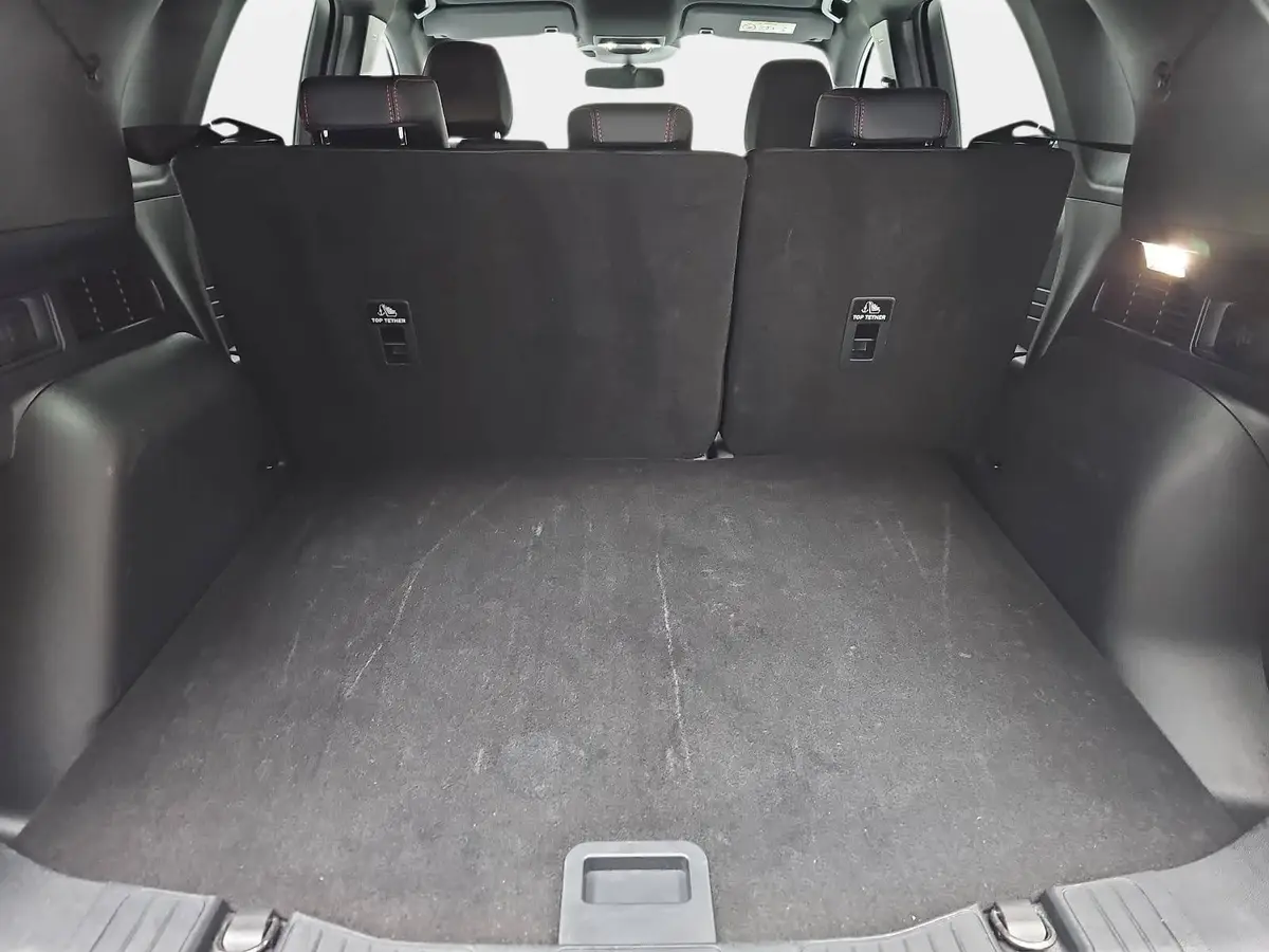 FORD KUGA 1.5 EB AUTO. ST-LINE X NAVI LED WINTER KAMERA 360°