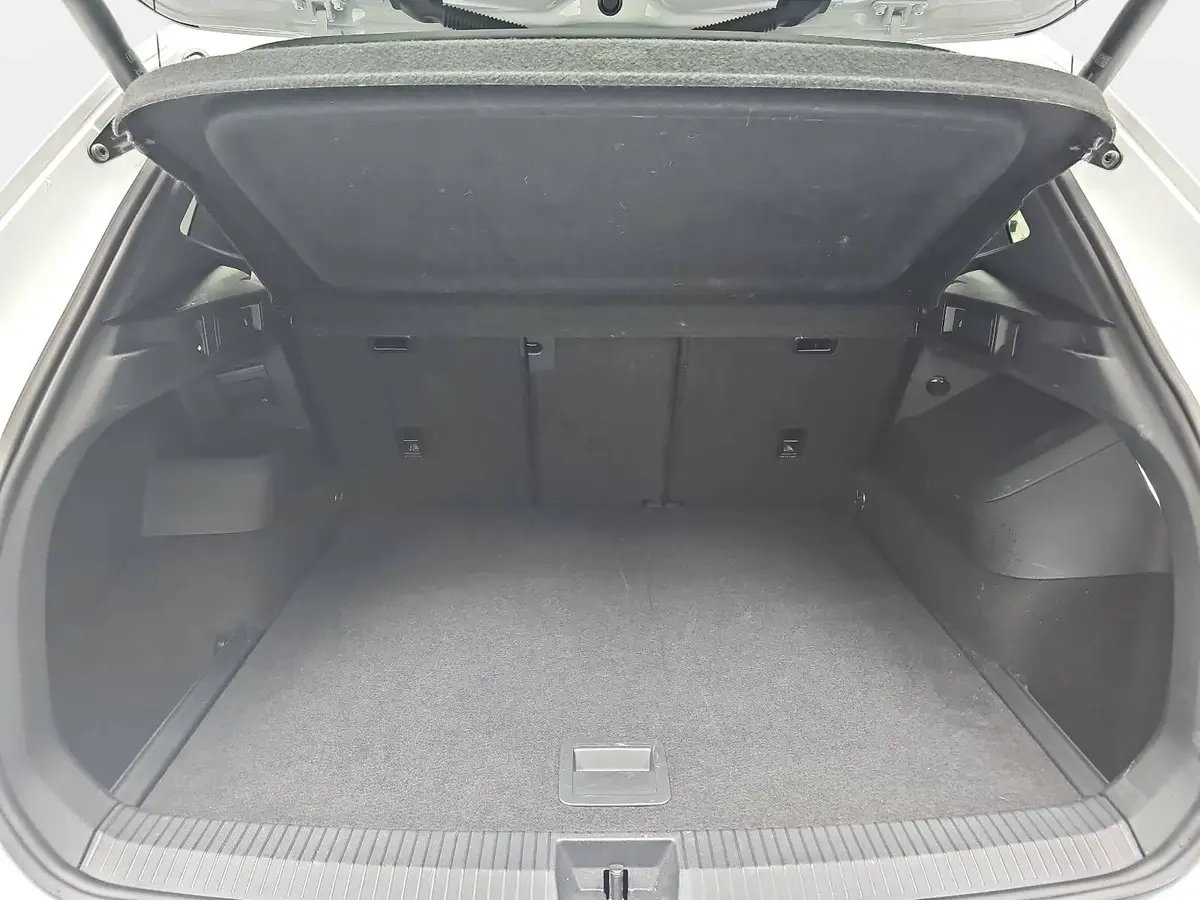 VW TIGUAN 2.0 TDI DSG 4M R-LINE NAVI MATRIX HUD DCC AHK LM20