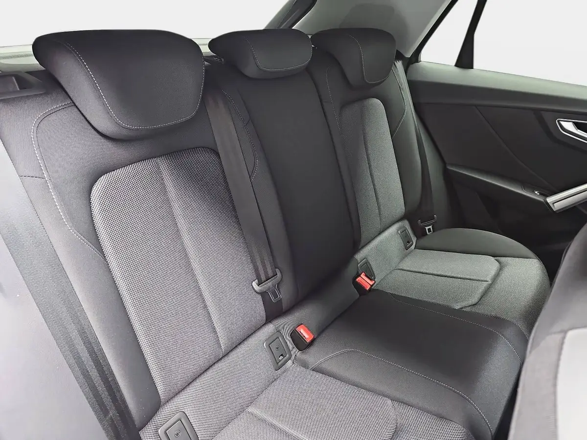 AUDI Q2 35 TFSI S-TRONIC S LINE NAVI LED ACC EL.HECKKL. WI