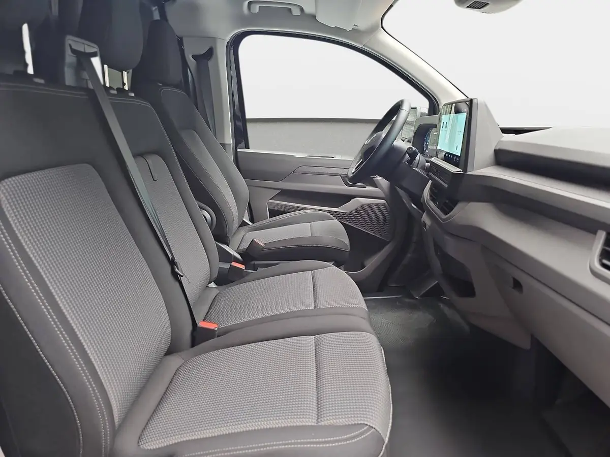 VW T7 TRANSPORTER 2.0 TDI DSG KASTEN L2H1 LED