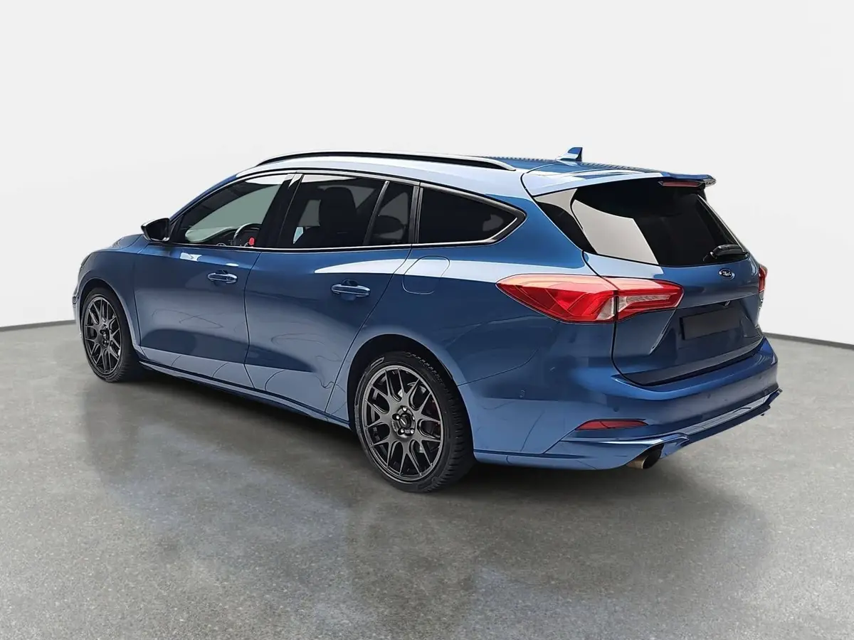 FORD FOCUS ST 2.3 EB TURNIER NAVI LED P-ASSIST
