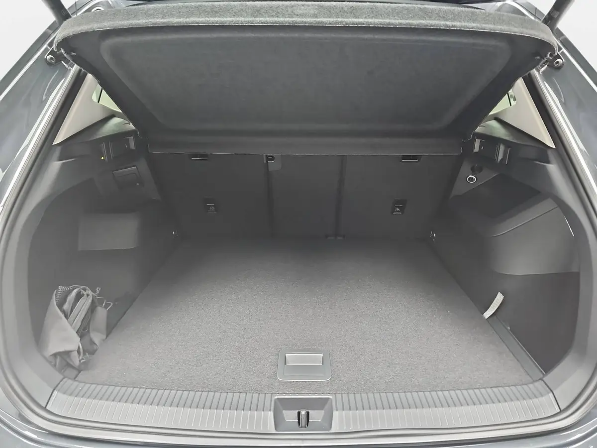 VW TIGUAN 2.0 TDI DSG LIFE LED-PLUS ACC WINTER EL.HECKKLAPPE