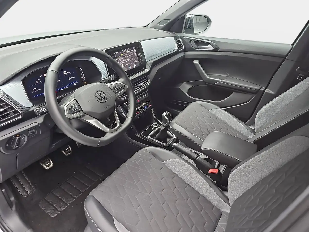 VW T-CROSS 1.0 TSI GOAL NAVI LED KLIMAAUTO ACC P-ASSIST WINTE
