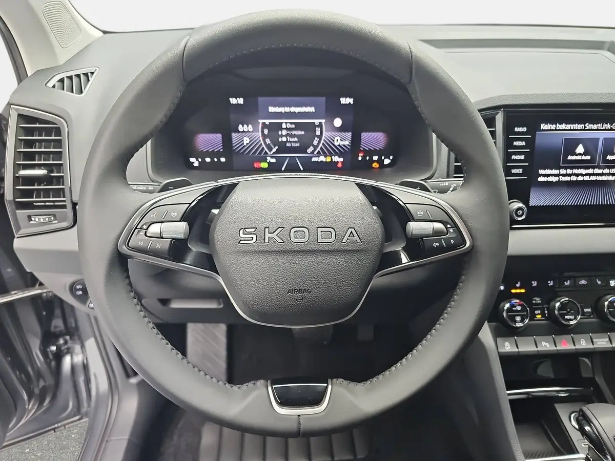 SKODA KAROQ 1.5 TSI DSG 130 JAHRE LED DAB SICHT WINTER EL.HECK