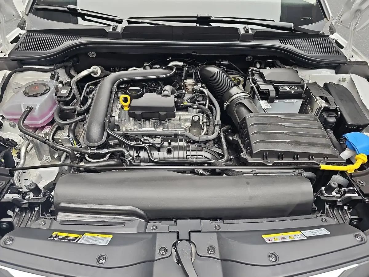 SKODA KAMIQ 1.0 TSI SELECTION LED PDC SITZHEIZ.