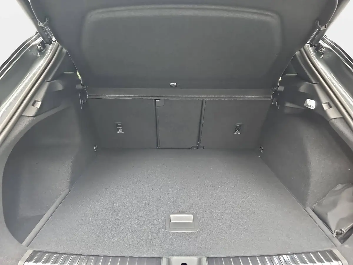 AUDI Q3 TDI S-TRONIC S-LINE NAVI LED-PLUS PANO