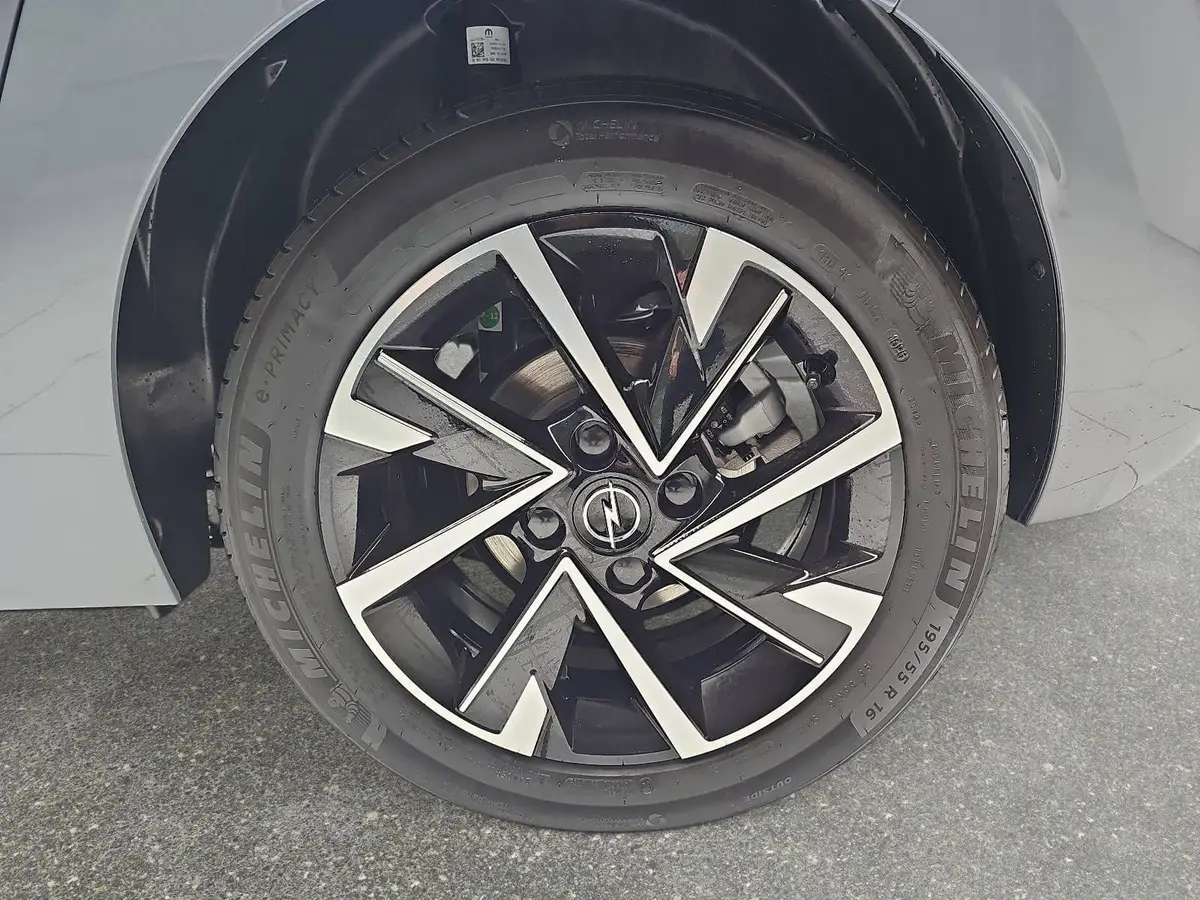 OPEL CORSA 1.2 HYBRID GS LED KOMFORT-PAKET