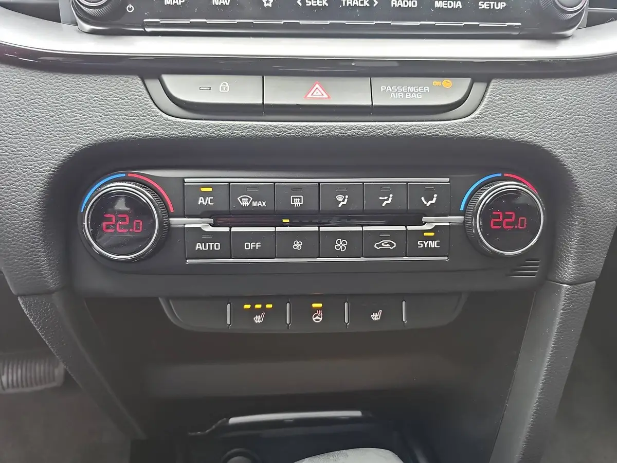 KIA CEED 1.5 T-GDI DCT7 SPIRIT LED SITZH. NAVI