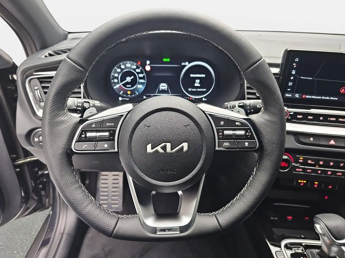 KIA XCEED 1.6 T-GDI 180 DCT GT-LINE MJ26 LEDER GLASDACH