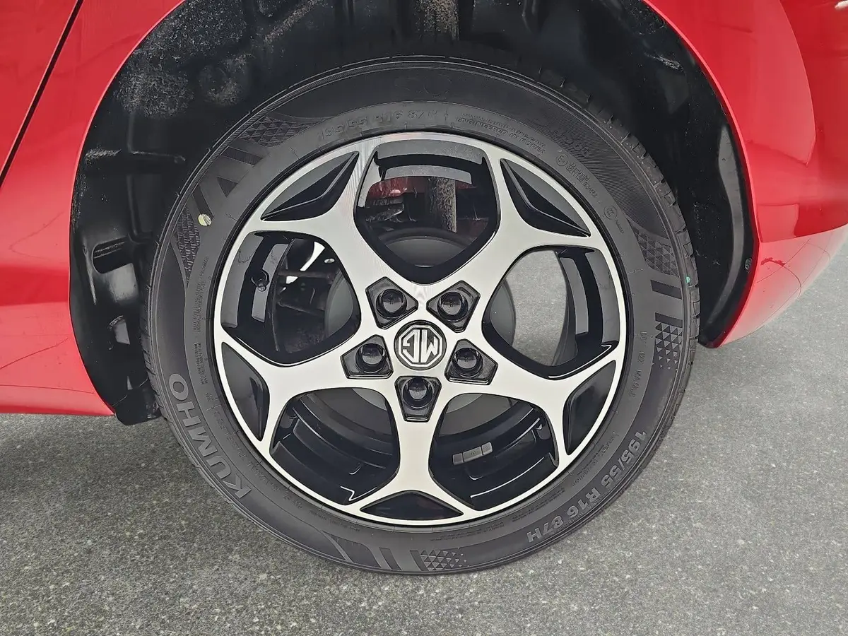 MG MG3 1.5 5MT COMFORT