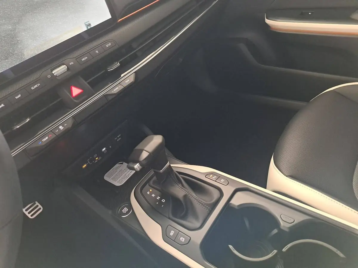 KIA K4 SW 1.6 T-GDI 180 PS DCT7 GT-LINE MJ26 DW-PARK-PRO SITZ SOUND DESIGN