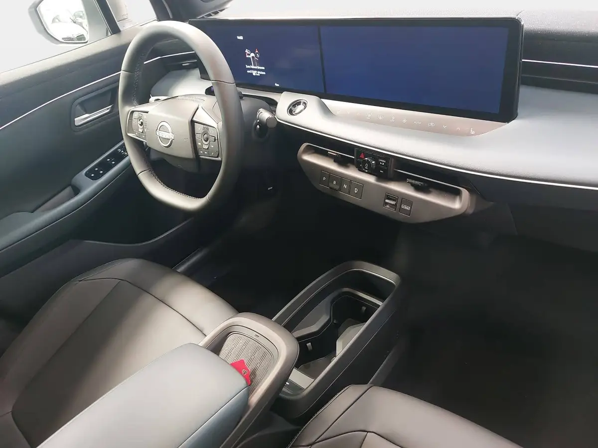 NISSAN LEAF 75KWH MY26 ADVANCE 2-FARBEN VEHICLE-TO-LOAD