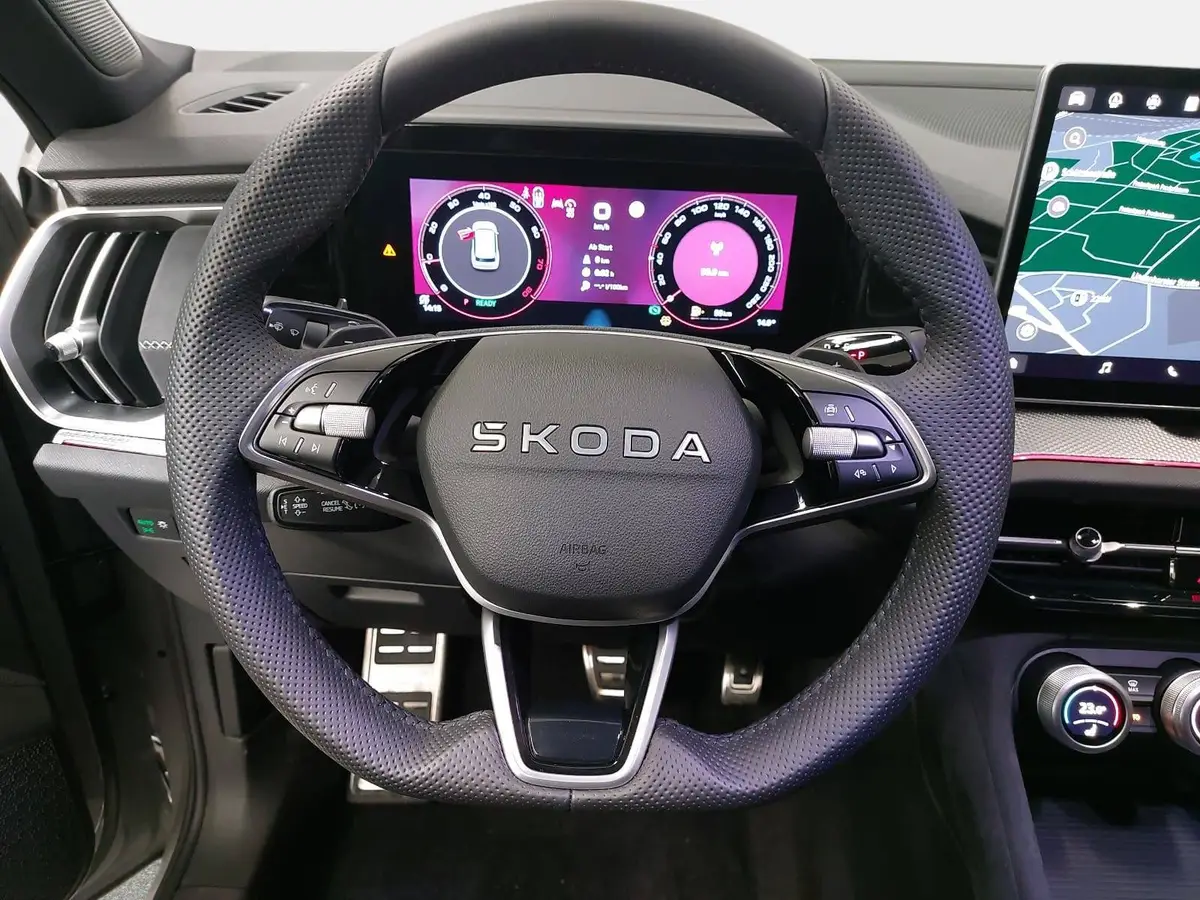 SKODA KODIAQ 1.5 TSI DSG SPORTLINE NAVI LED ACC PANO WINTER AHK