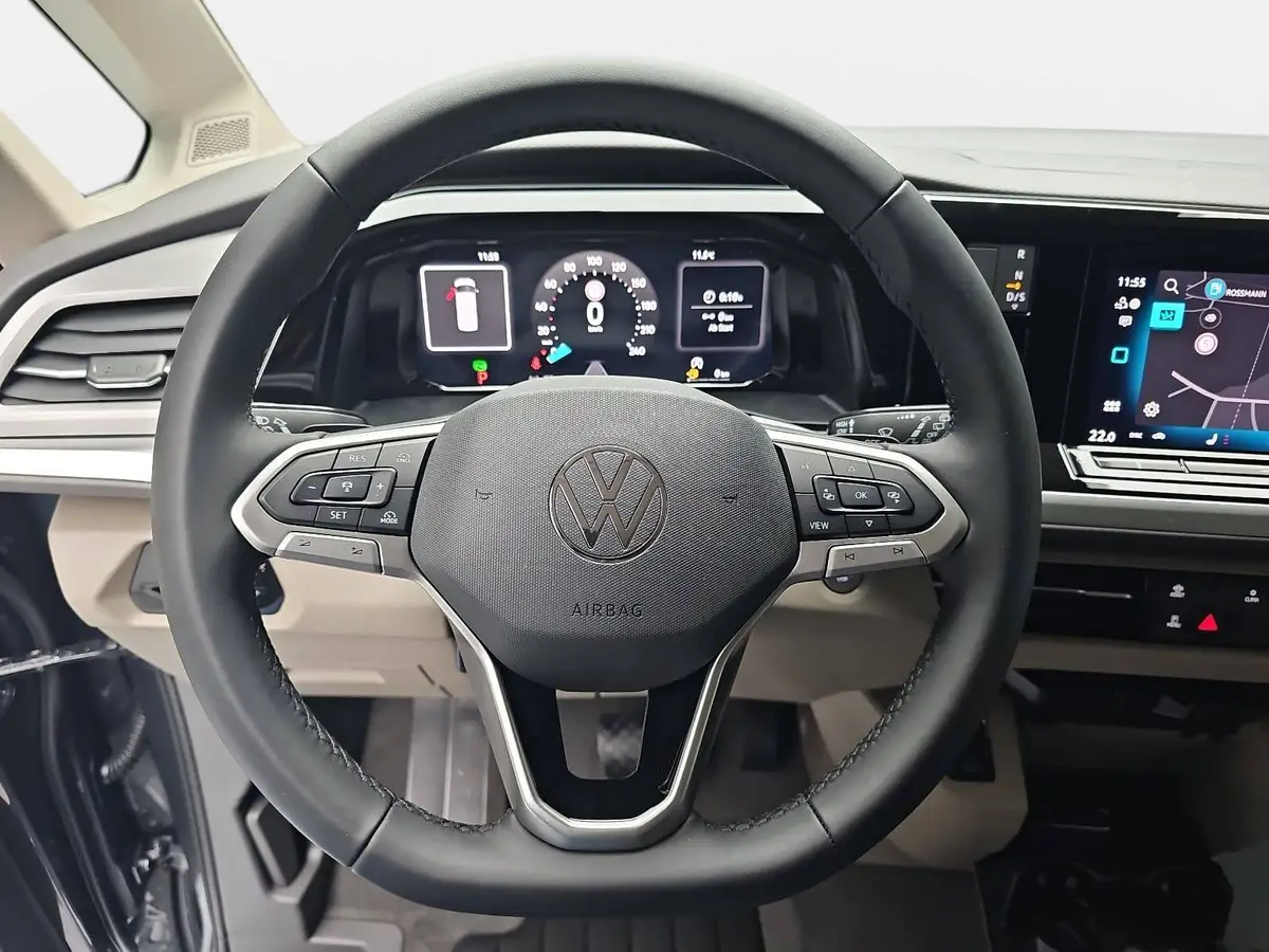 VW T7 MULTIVAN 2.0 TDI DSG LIFE P-ASSIST AHK