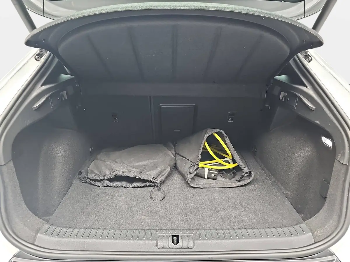 CUPRA FORMENTOR 1.4 DSG PHEV NAVI LED KAMERA