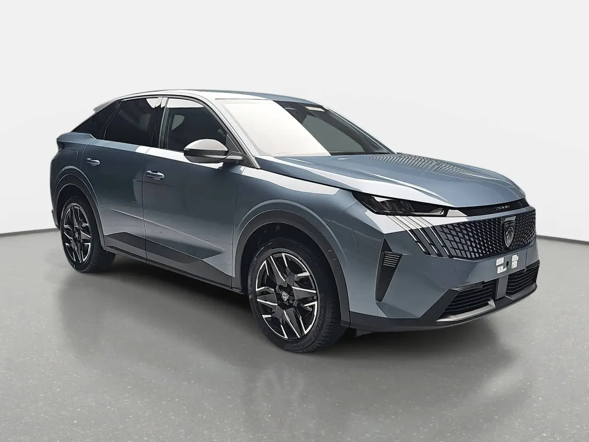 PEUGEOT 3008 1.2 HYBRID 145 E-DSC6 ALLURE LED WINTER AHK LM