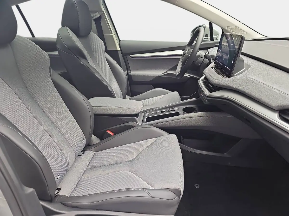SKODA ENYAQ COUPE 85 SELECTION 82KWH AHK PANO