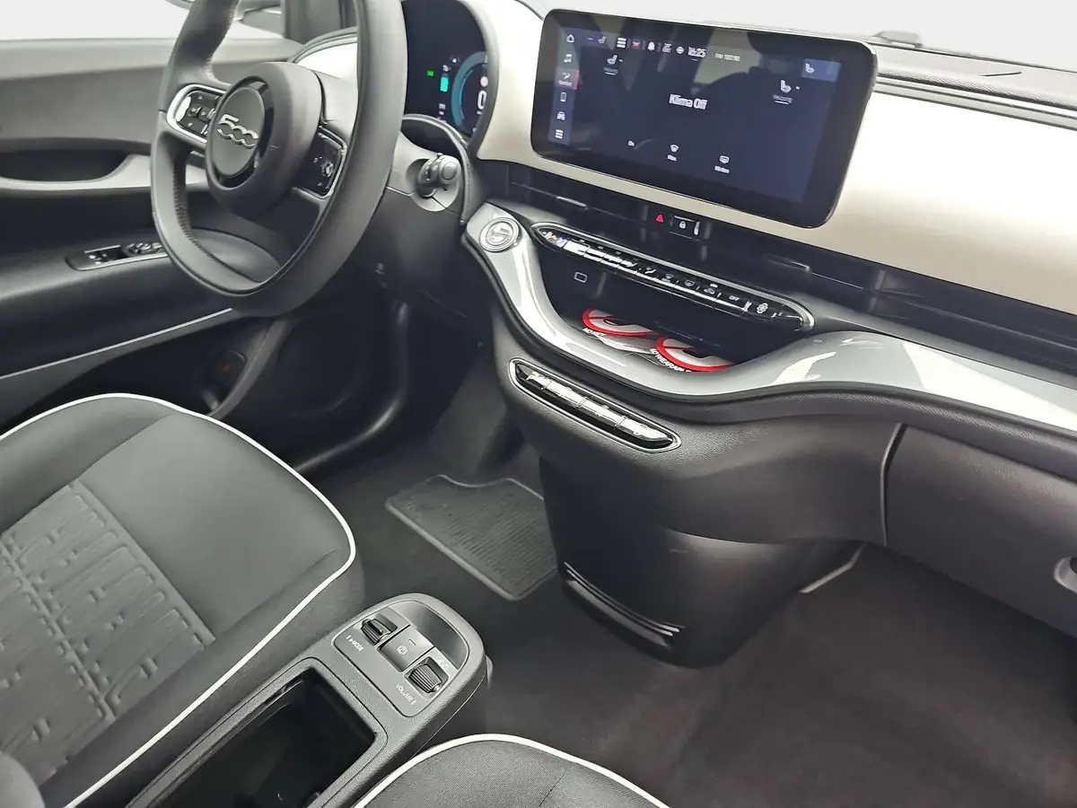 FIAT 500C ELEKTRO 42 KWH KOMFORT PAKET, 16-ZOLL LM-FELGEN