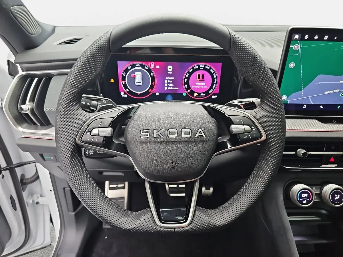 SKODA KODIAQ 2.0 TSI DSG SPORTLINE 4X4 NAVI LED
