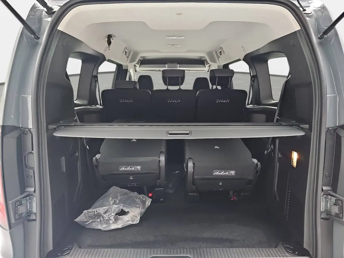 NISSAN TOWNSTAR KOMBI 1.3 DIG-T L2 2.3T AUTO. TEKNA 7-SITZER