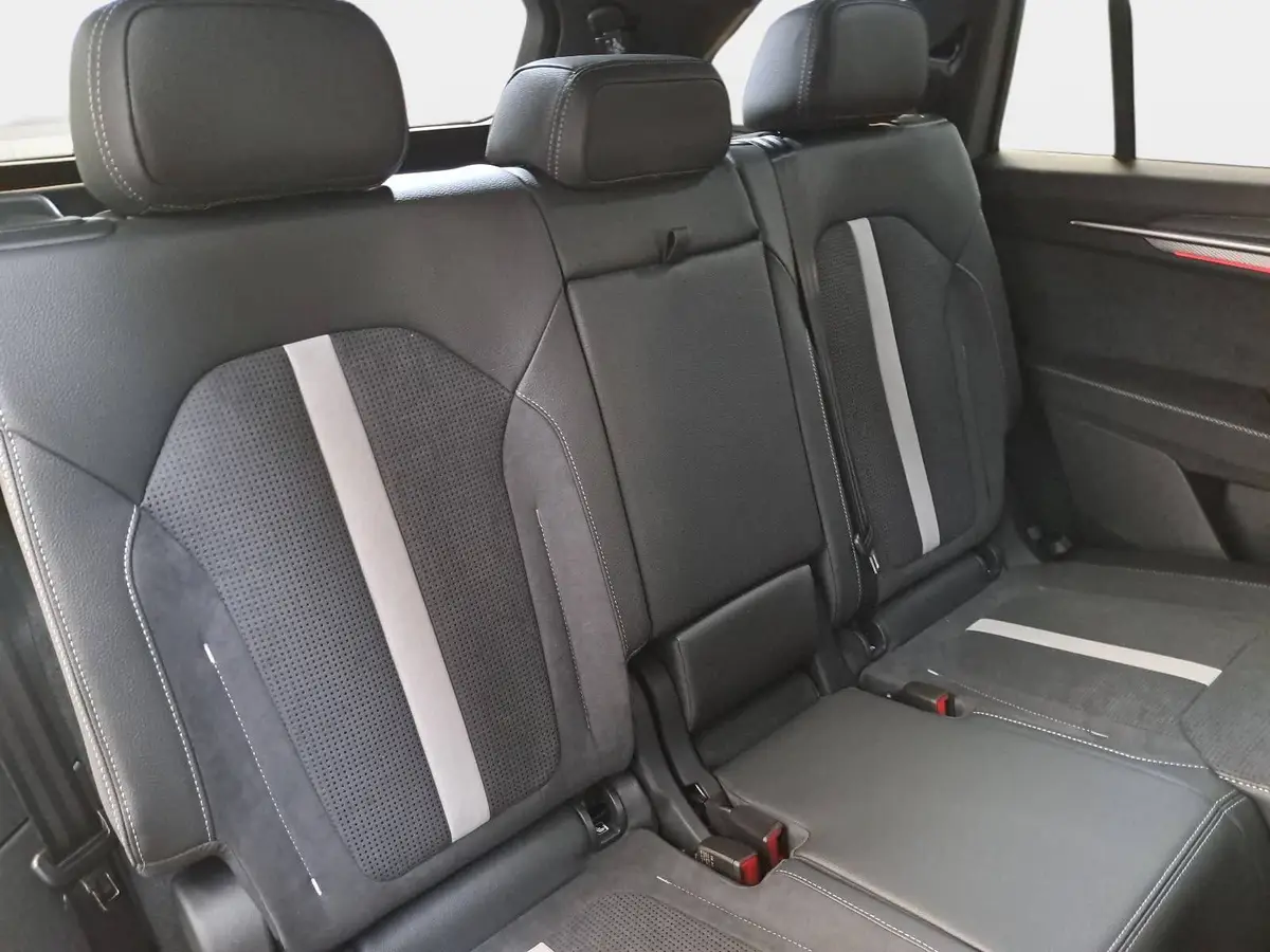 SKODA KODIAQ 1.5 TSI DSG SPORTLINE NAVI LED ACC PANO WINTER AHK