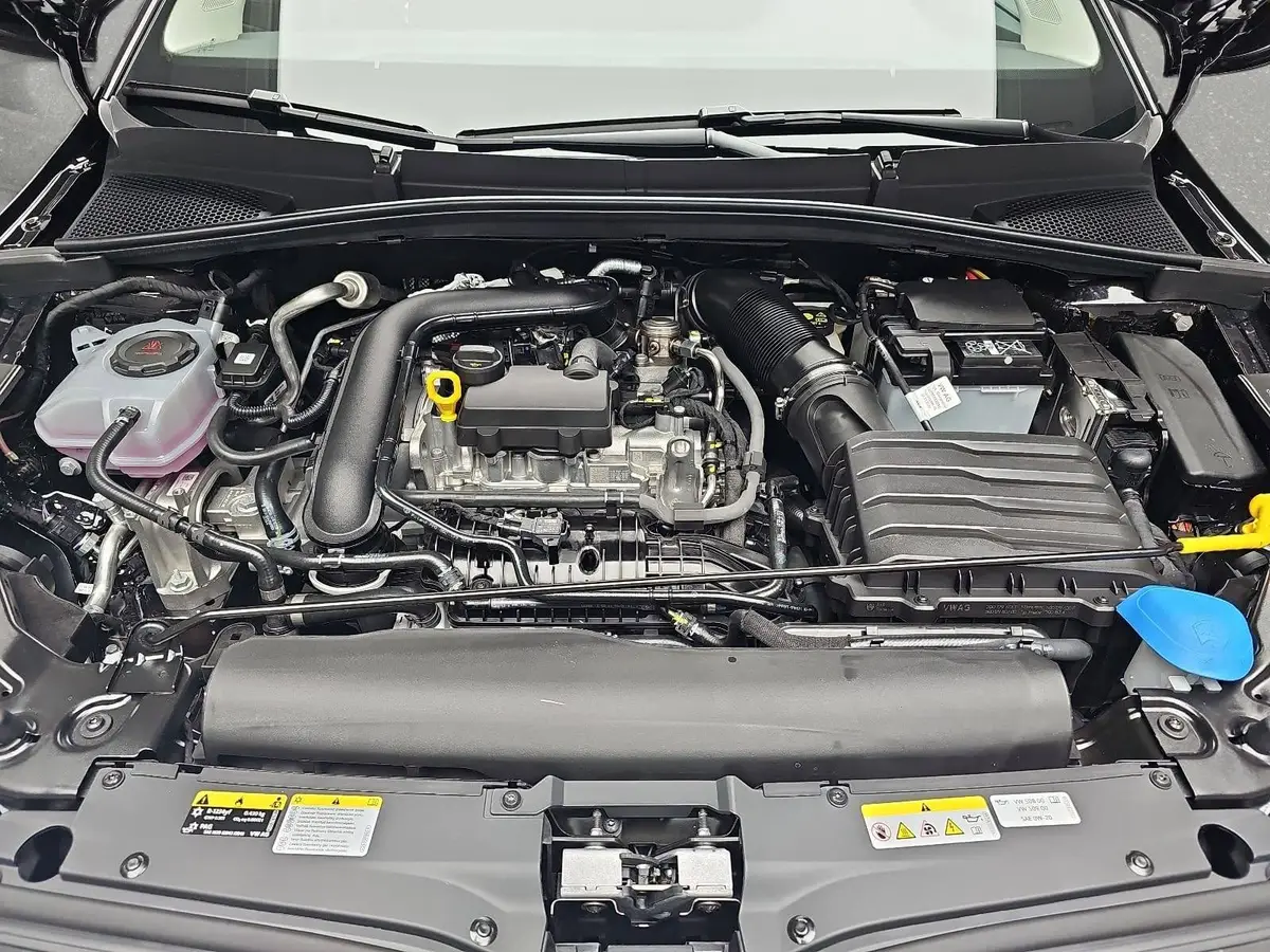 SKODA FABIA 1.0 TSI KLIMAAUTO LED SITZH. KAMERA