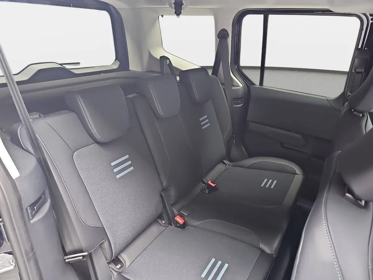 FORD TOURNEO COURIER 1.0 EB AUT. ACTIVE NAVI+ACC+WINTER+SPUR+KAMERA+LM