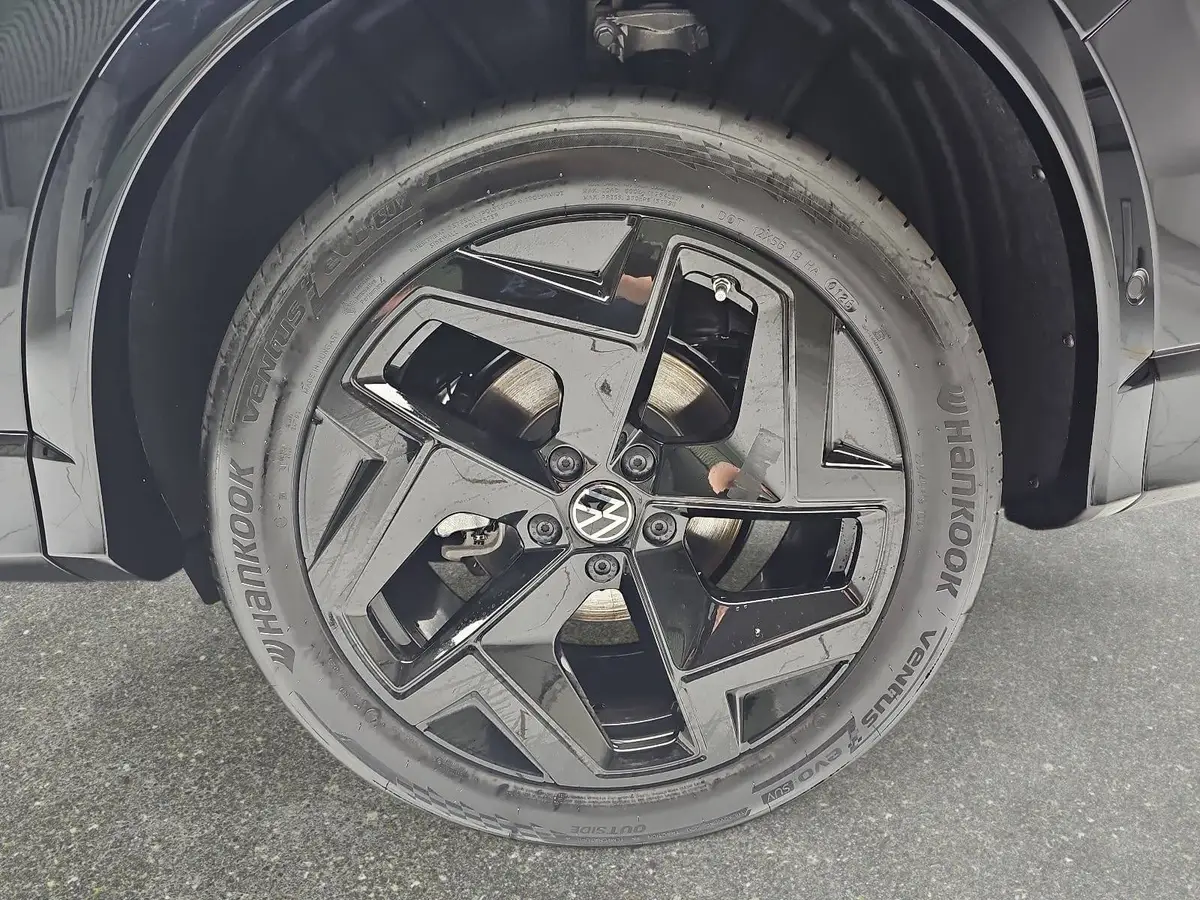 VW TIGUAN 2.0 TDI DSG R-LINE NAVI LED PANO